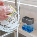 2-In-1 Liquid Soap Dispenser Soap Pump Sponge Caddy Manual Press With Washing Sponge - Image 4