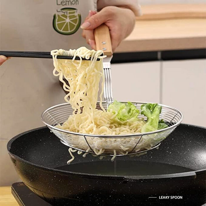 Eco-Friendly Wooden Handle Stainless Steel Frying Oil Strainer - Image 3