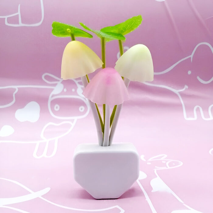Automatic LED Mushroom Night Light – Color-Changing Sensor Lamp with Dusk-to-Dawn Auto On/Off, Plug-in Night Light for Kids Room, Nursery, Bedroom & Home Decor - Image 2