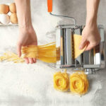 High-Quality Manual Operation Stainless Steel Pasta Making Machine - Image 11