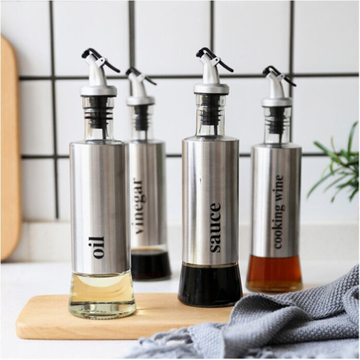500ml High-Quality Stainless-Steel Covered Smart Glass Oil Bottle - Image 1