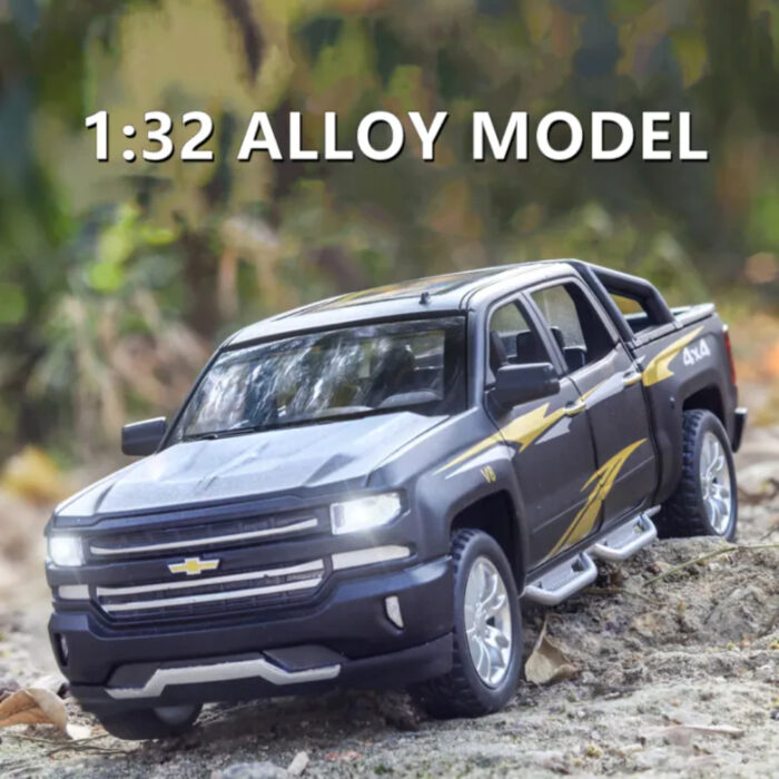 1:32 Chevrolet Silverado Pickup Model Alloy Die-Cast Truck Toy With Music And Light - Image 1