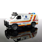 1:32 Mini Miniature Colorful Die-Cast Model Simulation Pull Back Alloy Van - Image 7