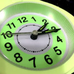 Mini Guitar-Shaped Desk Alarm Clock with Quartz Movement - Image 8
