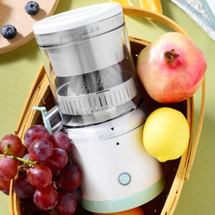 Automatic Household Electric Citrus Juicer With USB & Cleaning Brush - Image 6
