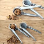 Multifunction Durable Heavy Duty Non-Slip Stainless Steel Walnut Opener - Image 3