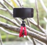 Adjustable Octopus Mobile Tripod Plus Holder Mobile Tripod Stand Flexible Tripod Stand With Mobile Holder (random Color) - Image 5